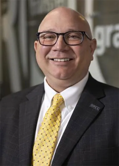 headshot of Dr. Charles Lepper