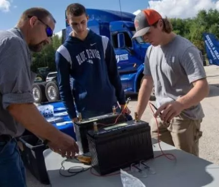 During the Madison College open house events, participants explored hands-on activities at Fort Atkinson, Portage, and Truax. Program instructors and industry employers shared information on the high-demand and high-paying manufacturing jobs.  