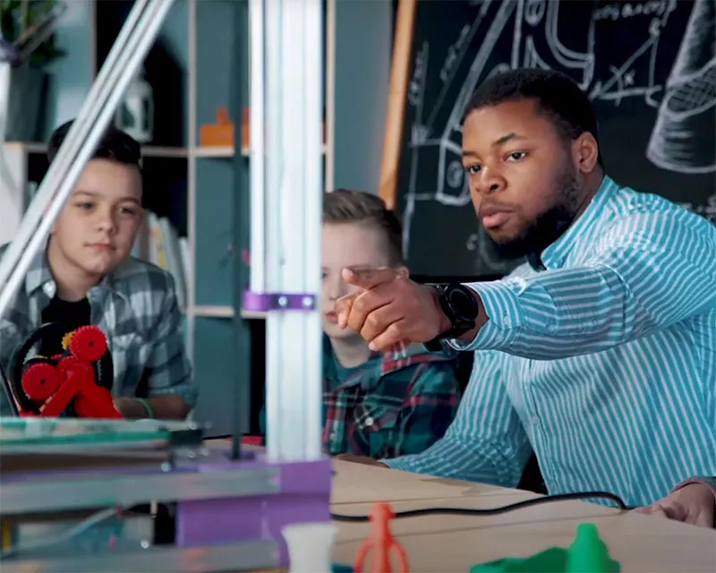 elementary education student teacher teaching children