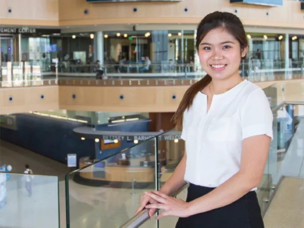 Daisy, Madison College student from Vietnam