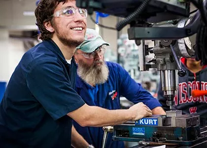 Machine Tooling Technics Image of Instructor and Student