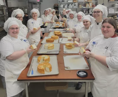 Students in the Madison College Baking & Decorative Arts Program.