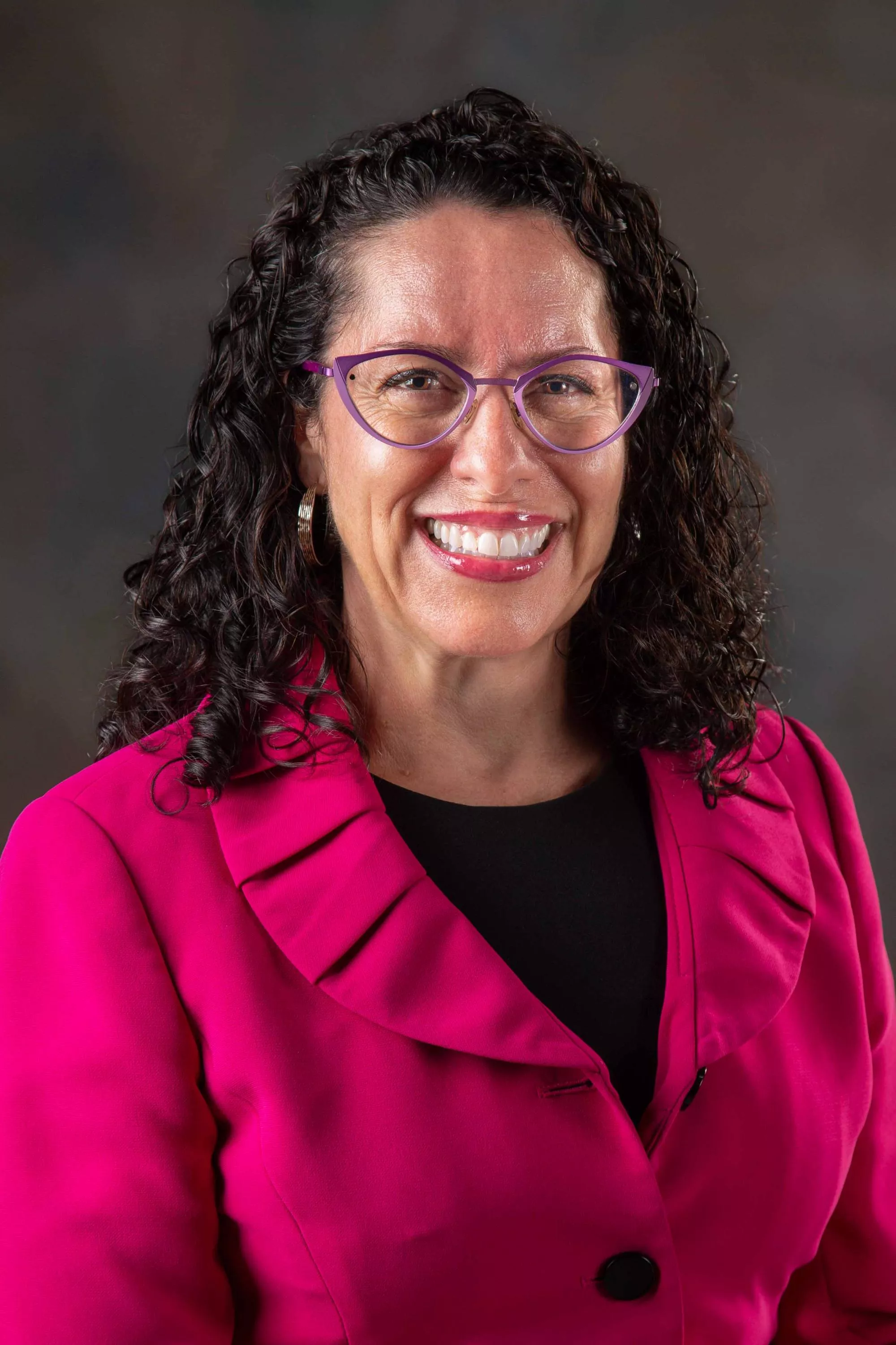 Shana Lewis Headshot