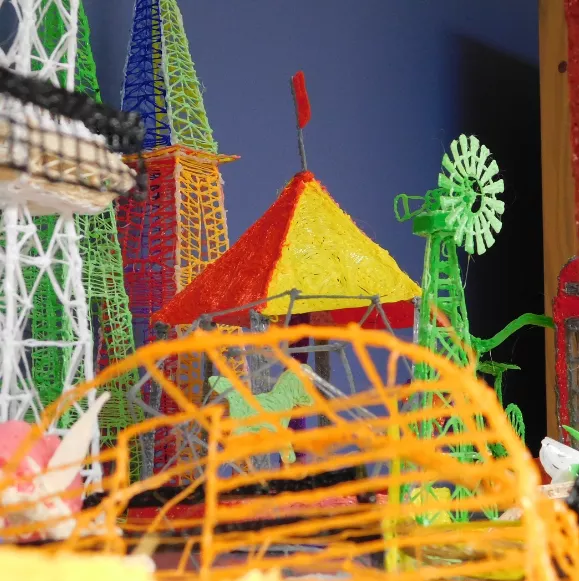 3d drawings made out of plastics